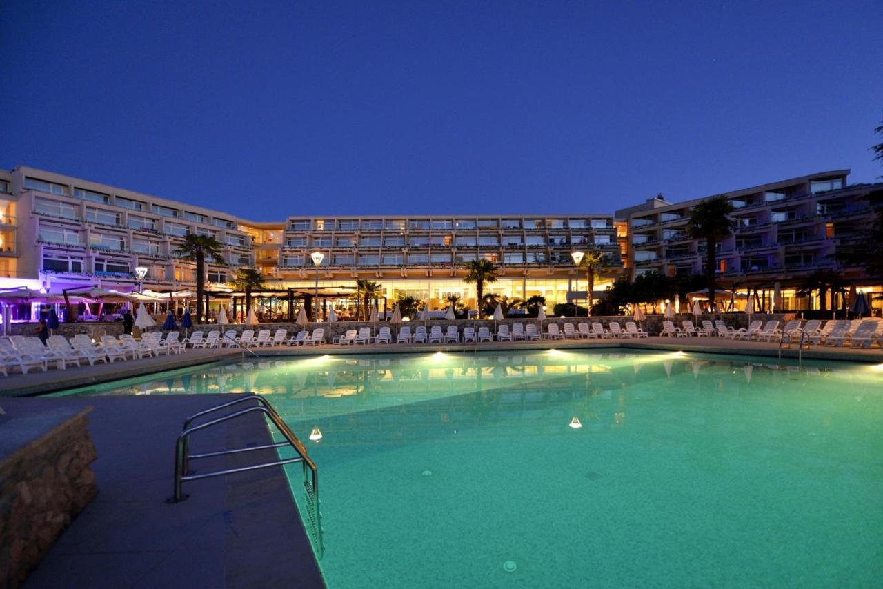 Hotel Mediteran Plava Laguna Porec Esterno foto