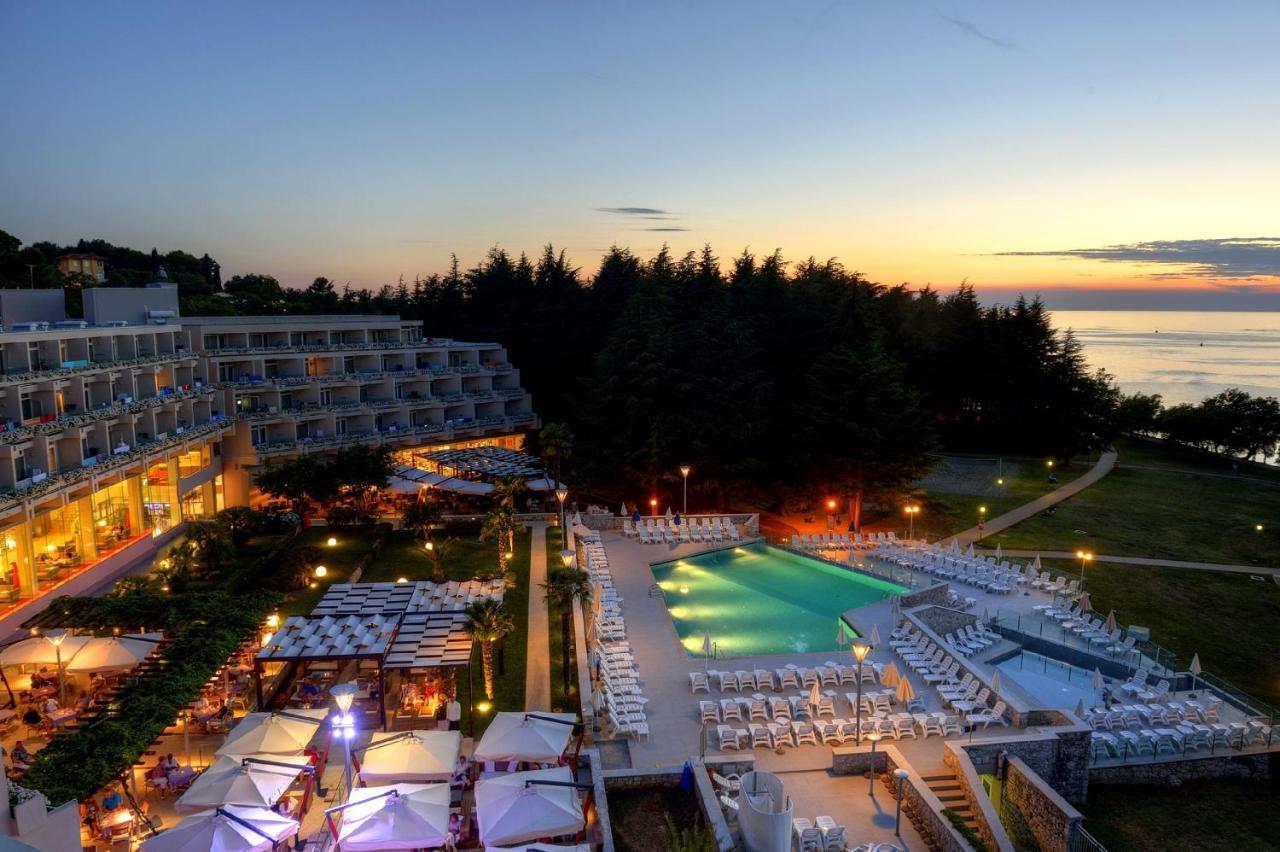 Hotel Mediteran Plava Laguna Porec Esterno foto