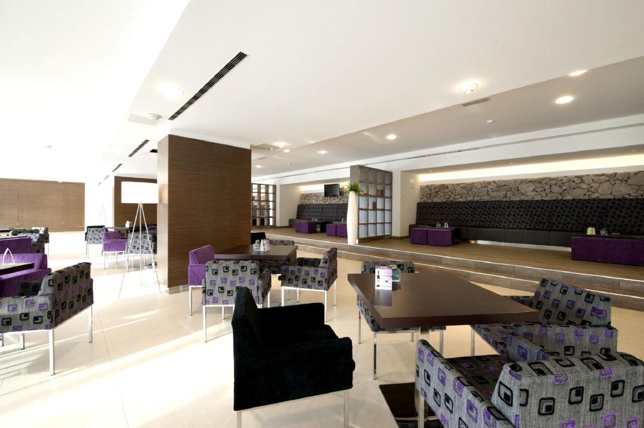 Hotel Mediteran Plava Laguna Porec Esterno foto